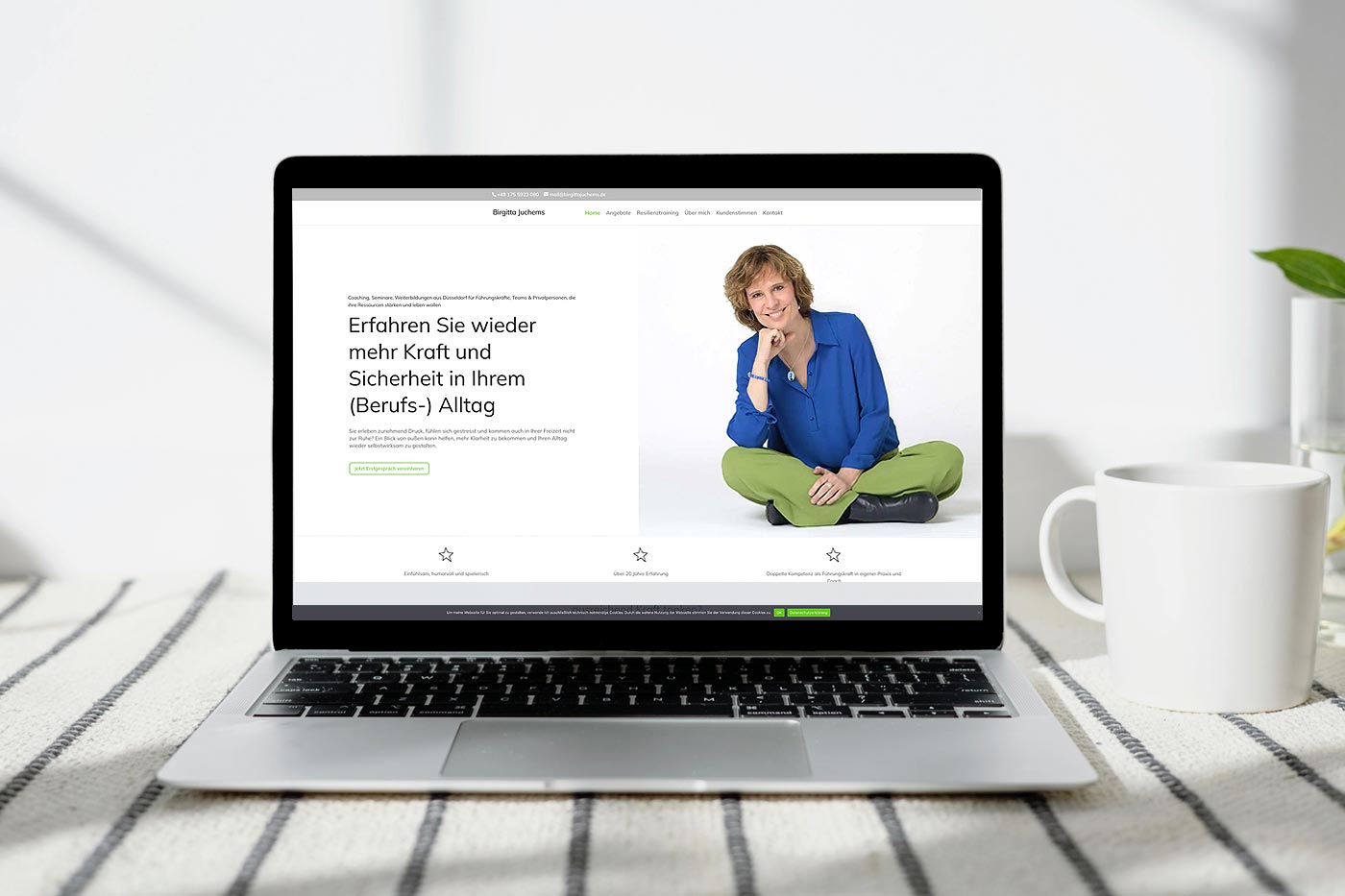 Laptop mit Homeseite Coachingwebsite